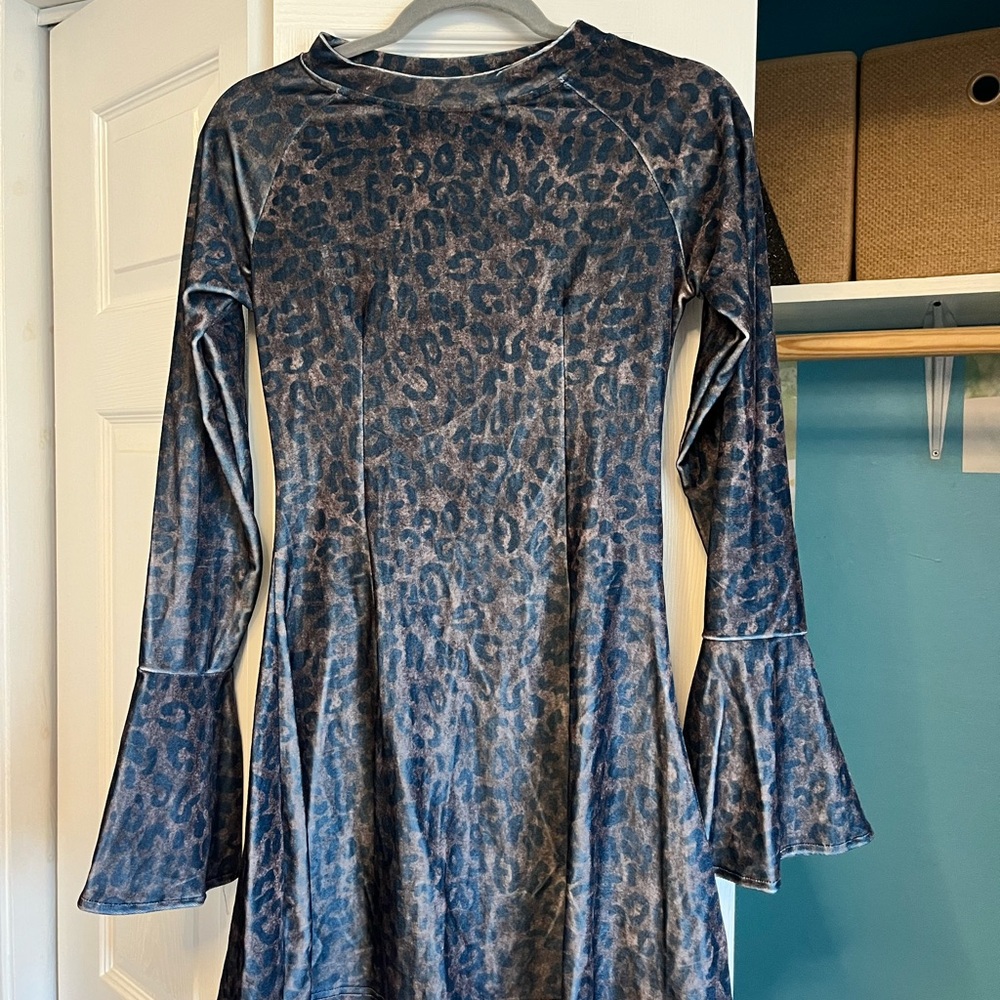 Leopard Print Flare Sleeve Dress